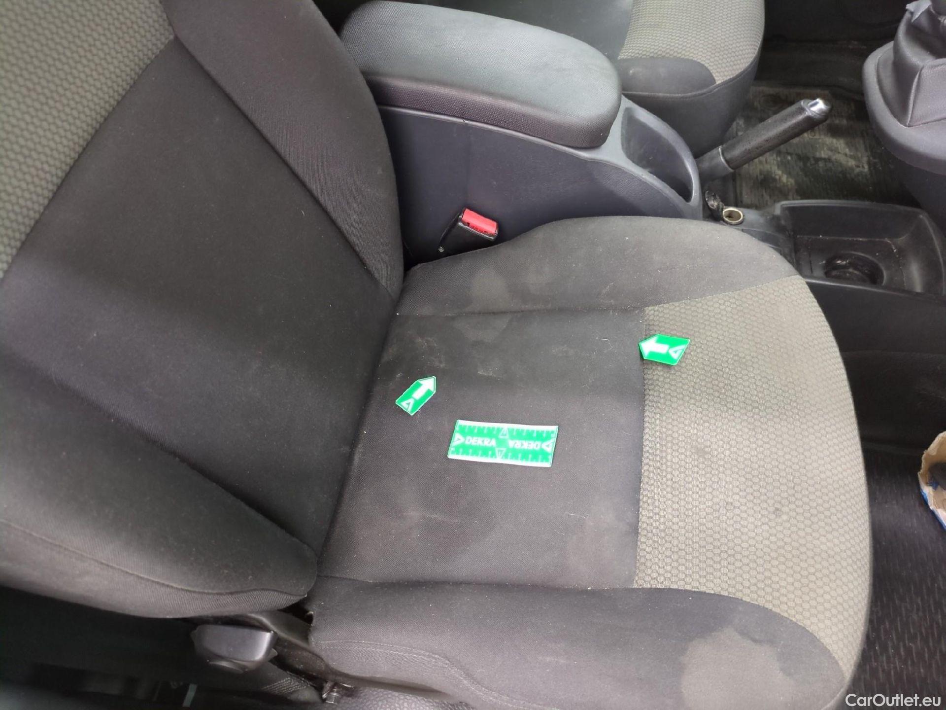  Renault  Kangoo RENAULT  Express / 2013 / 4P / Fourgonnette Extra R-Link dCi 75 #11