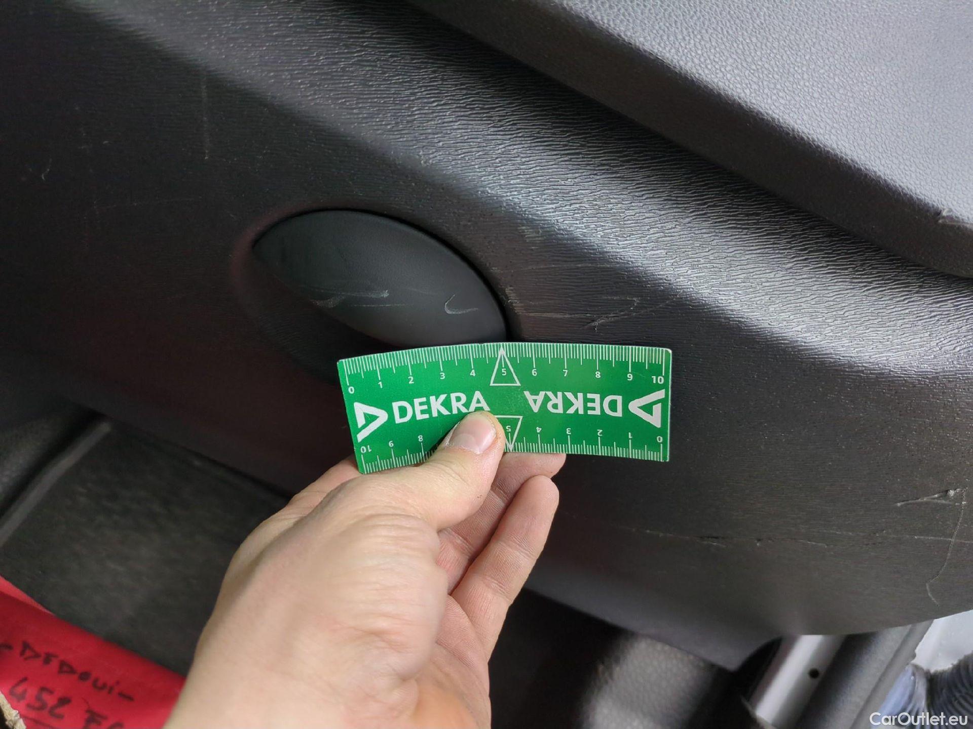  Renault  Kangoo RENAULT  Express / 2013 / 4P / Fourgonnette Extra R-Link dCi 75 #8