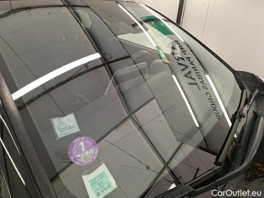  Toyota  C-HR TOYOTA  5p SUV 1.8 HYBRIDE 122 GRAPHIC #1