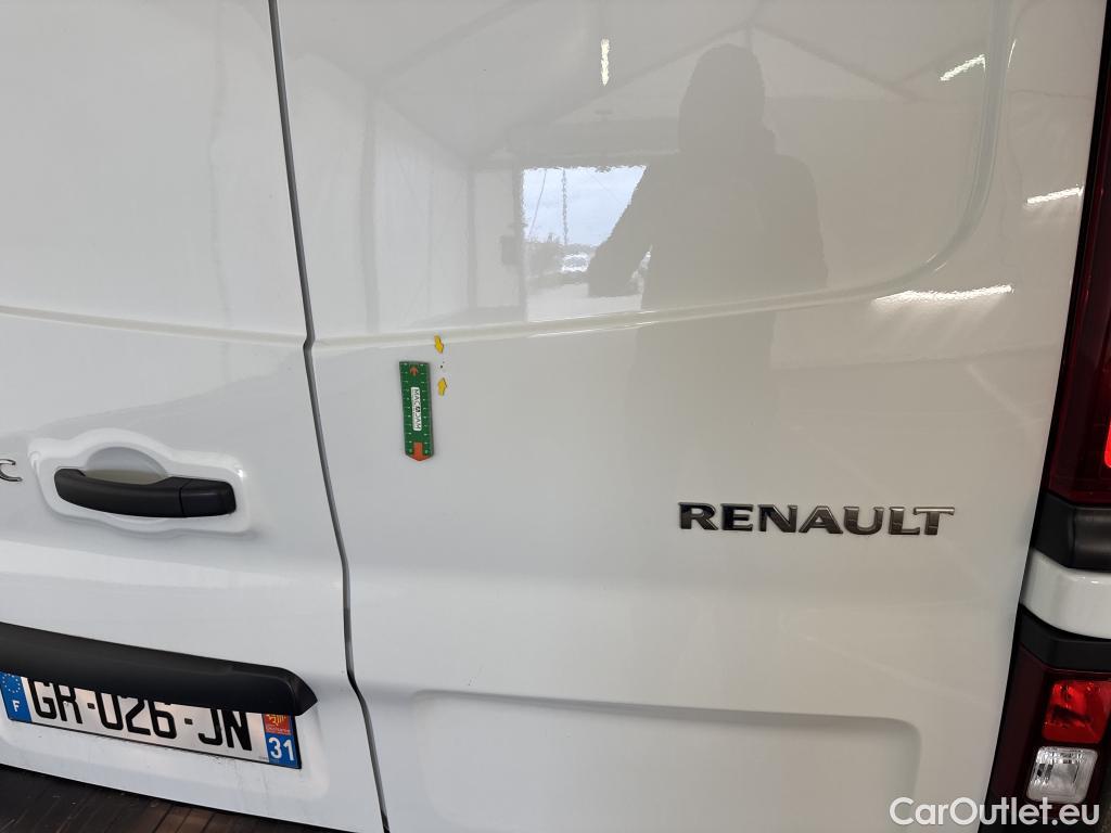  Renault  Trafic  III Fourgon L2H1 3T Grand Confort 2.0 dCi 130CV BVM6 E6d #19