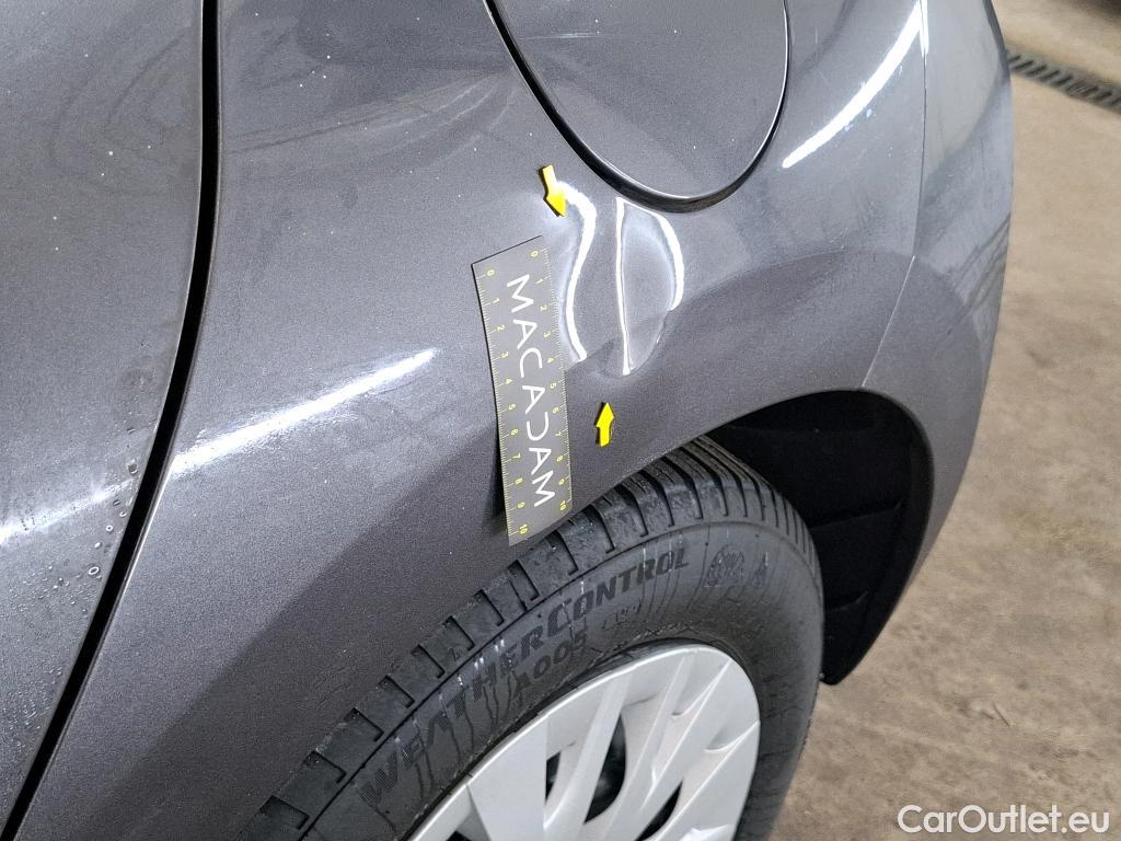  Toyota  Yaris TOYOTA  Hybride / 2019 / 5P / Berline Hybride 116h France Business Stage Acad #5