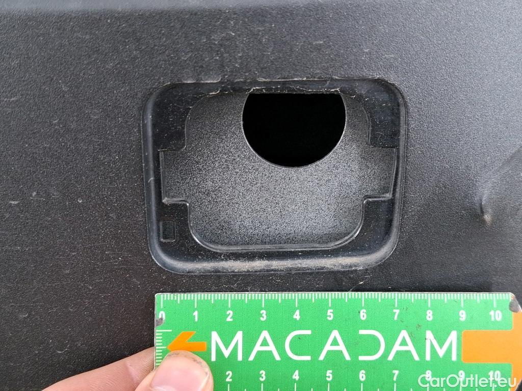  Toyota  C-HR TOYOTA  / 2016 / 5P / SUV 1.8 Hybride 122 Dynamic Business Stage A #27