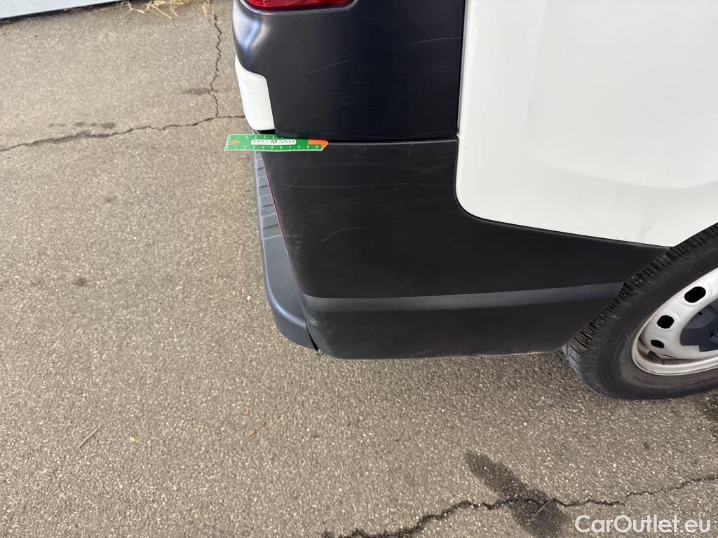  Renault  Trafic  III Fourgon L2H1 3T Grand Confort 2.0 dCi 130CV BVM6 E6d #22