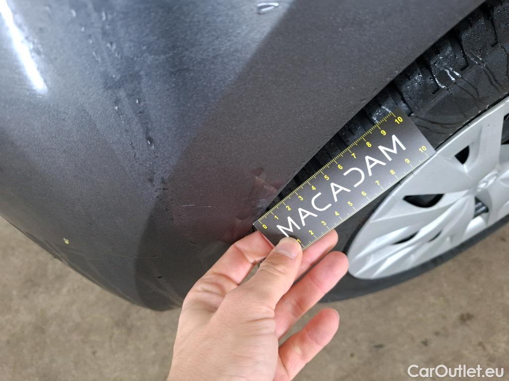  Toyota  Yaris TOYOTA  Hybride / 2019 / 5P / Berline Hybride 116h France Business Stage Acad #27