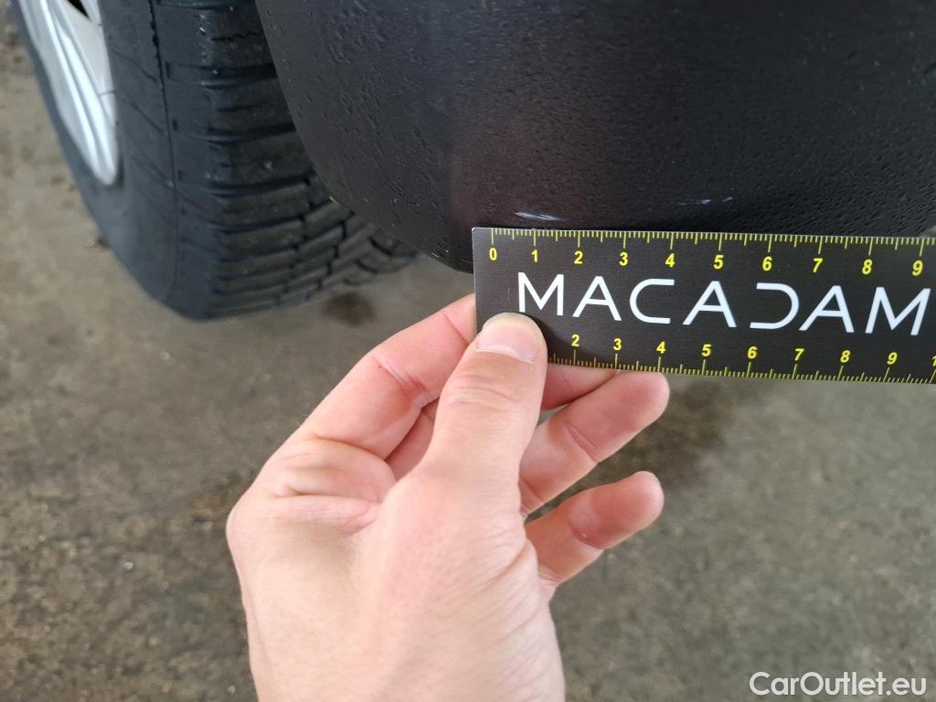  Toyota  Yaris TOYOTA  Hybride / 2019 / 5P / Berline Hybride 116h France Business Stage Acad #26