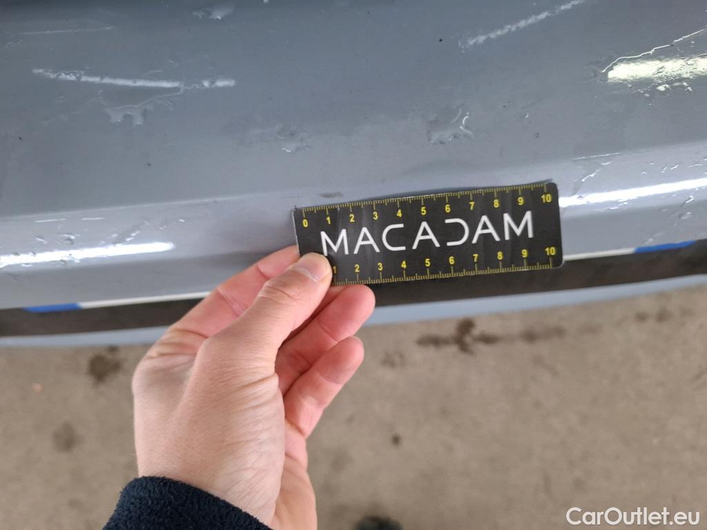  Toyota  Corolla TOYOTA  / 2018 / 5P / Berline Hybride 122h Dynamic Business Beyond Zer #35