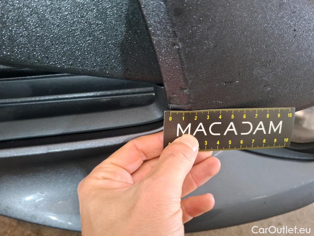  Toyota  Yaris TOYOTA  Hybride / 2019 / 5P / Berline Hybride 116h France Business Stage Acad #24