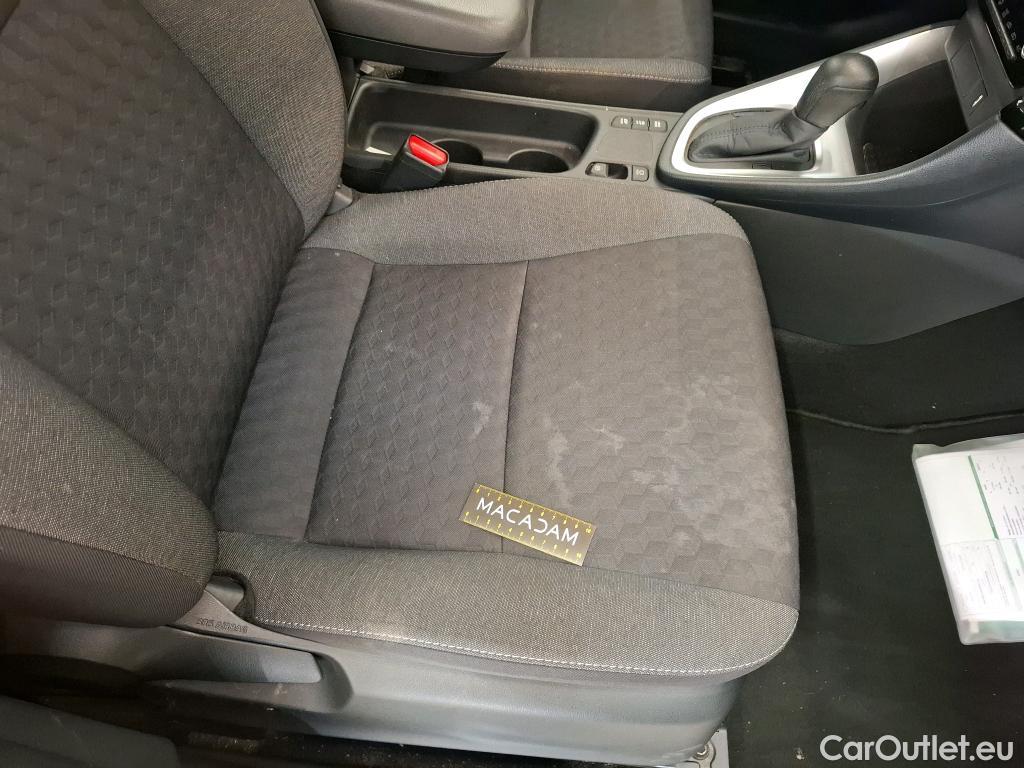  Toyota  Yaris TOYOTA  Hybride / 2019 / 5P / Berline Hybride 116h France Business Stage Acad #11