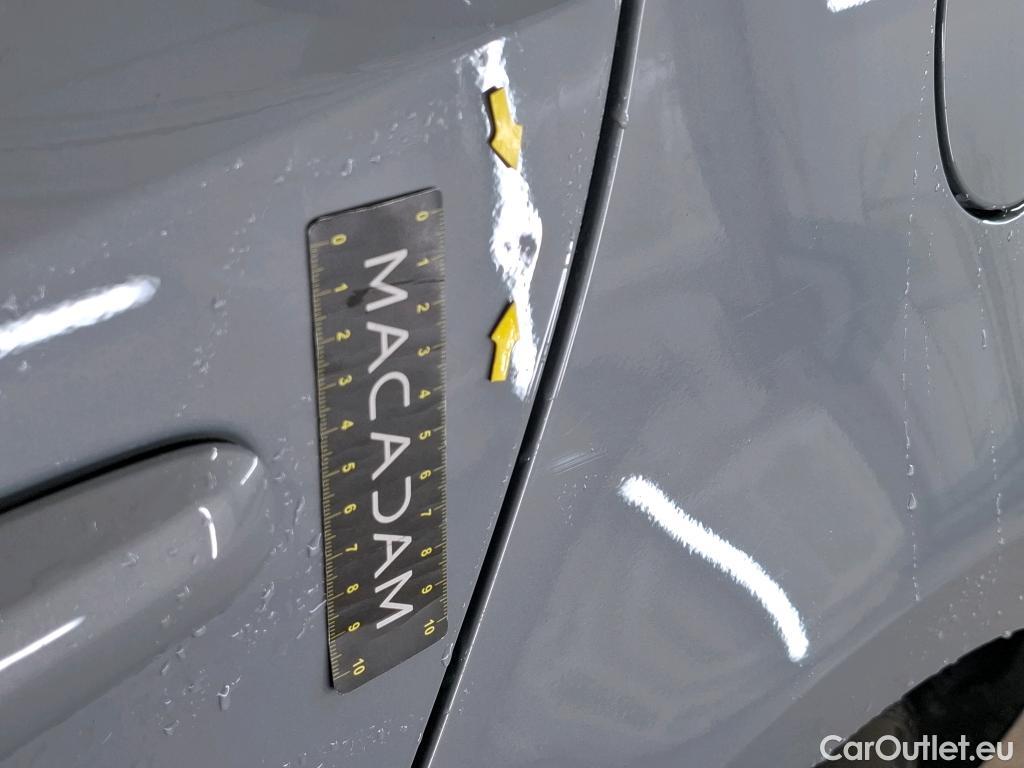  Toyota  Corolla TOYOTA  / 2018 / 5P / Berline Hybride 122h Dynamic Business Beyond Zer #28