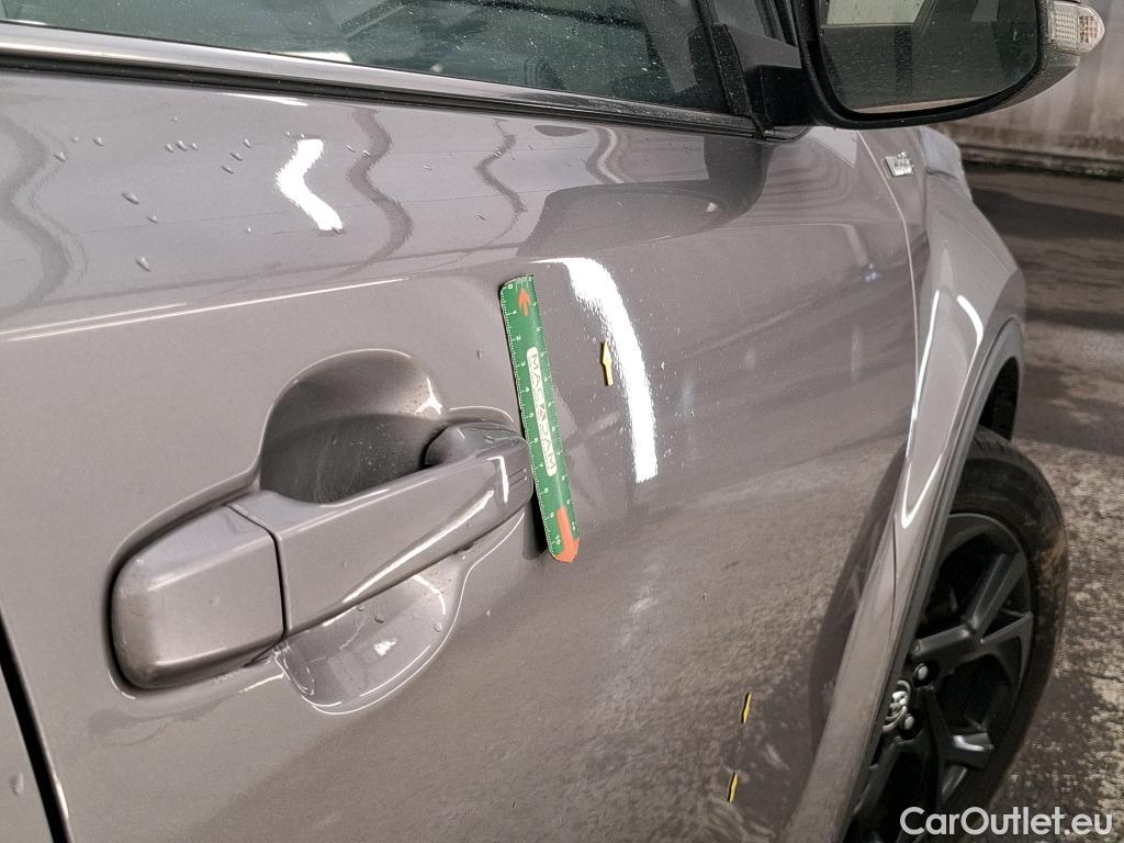  Toyota  C-HR TOYOTA  5p SUV 1.8 HYBRIDE 122 GRAPHIC #26