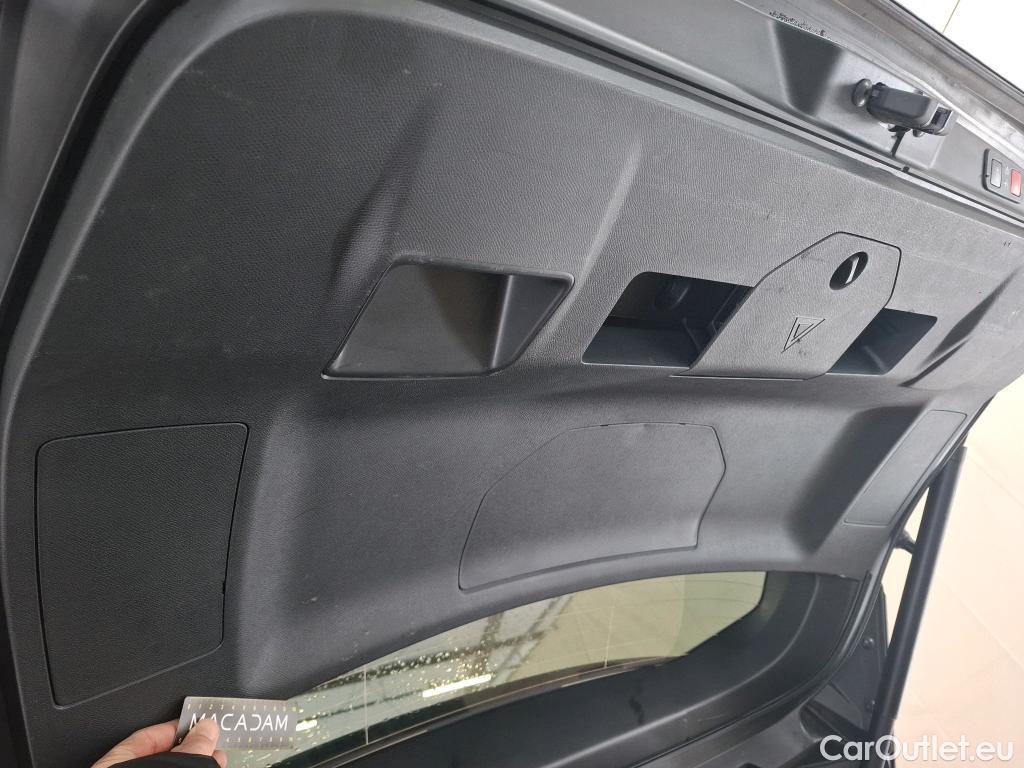  Peugeot  5008  GT 1.2 PureTech 130CV BVA8 7 Sieges E6d #14