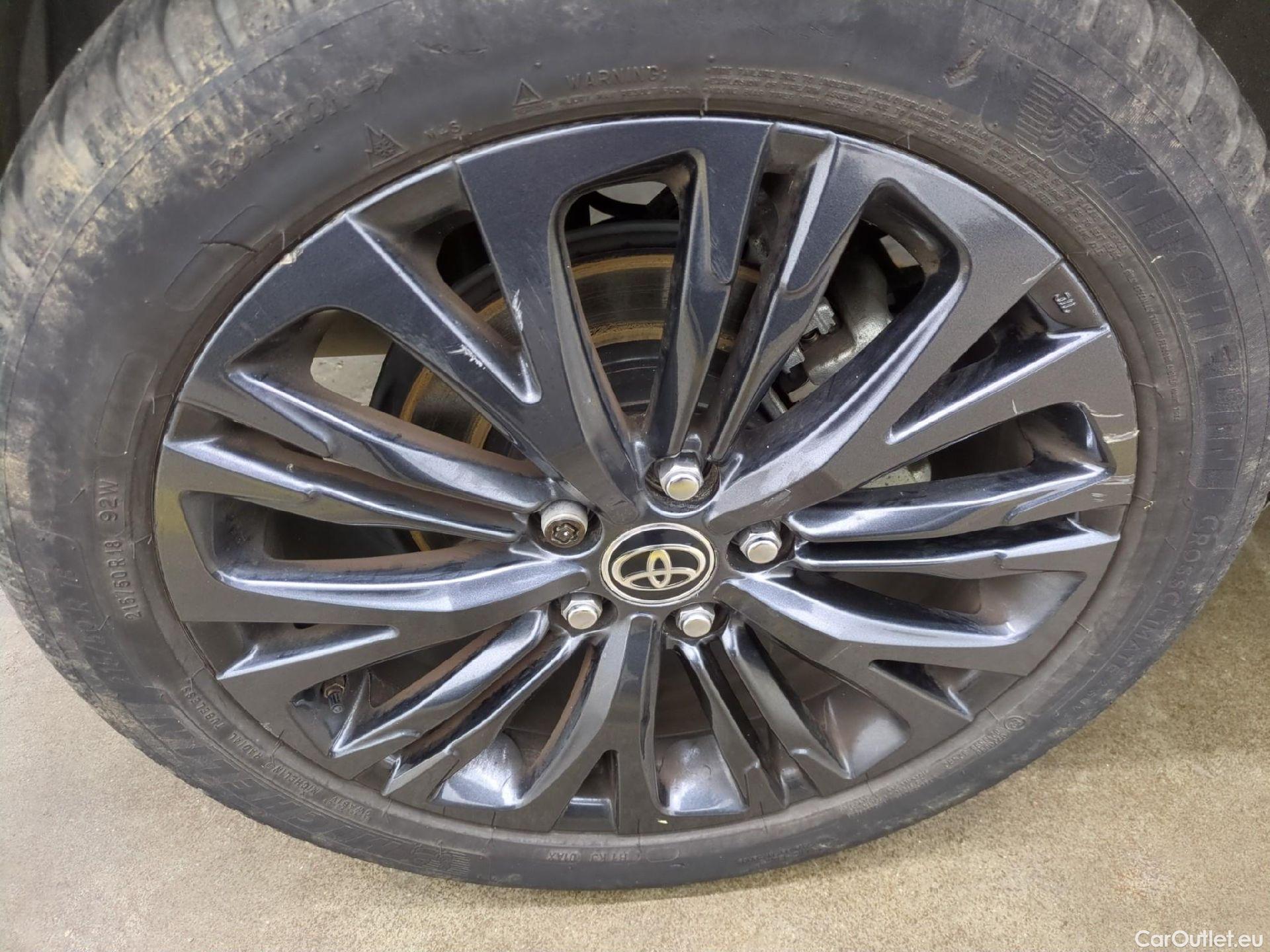  Toyota  Yaris Cross TOYOTA  Hybride / 2021 / 5P / SUV 1.5 HYBRID 116H TRAIL AUTO #17