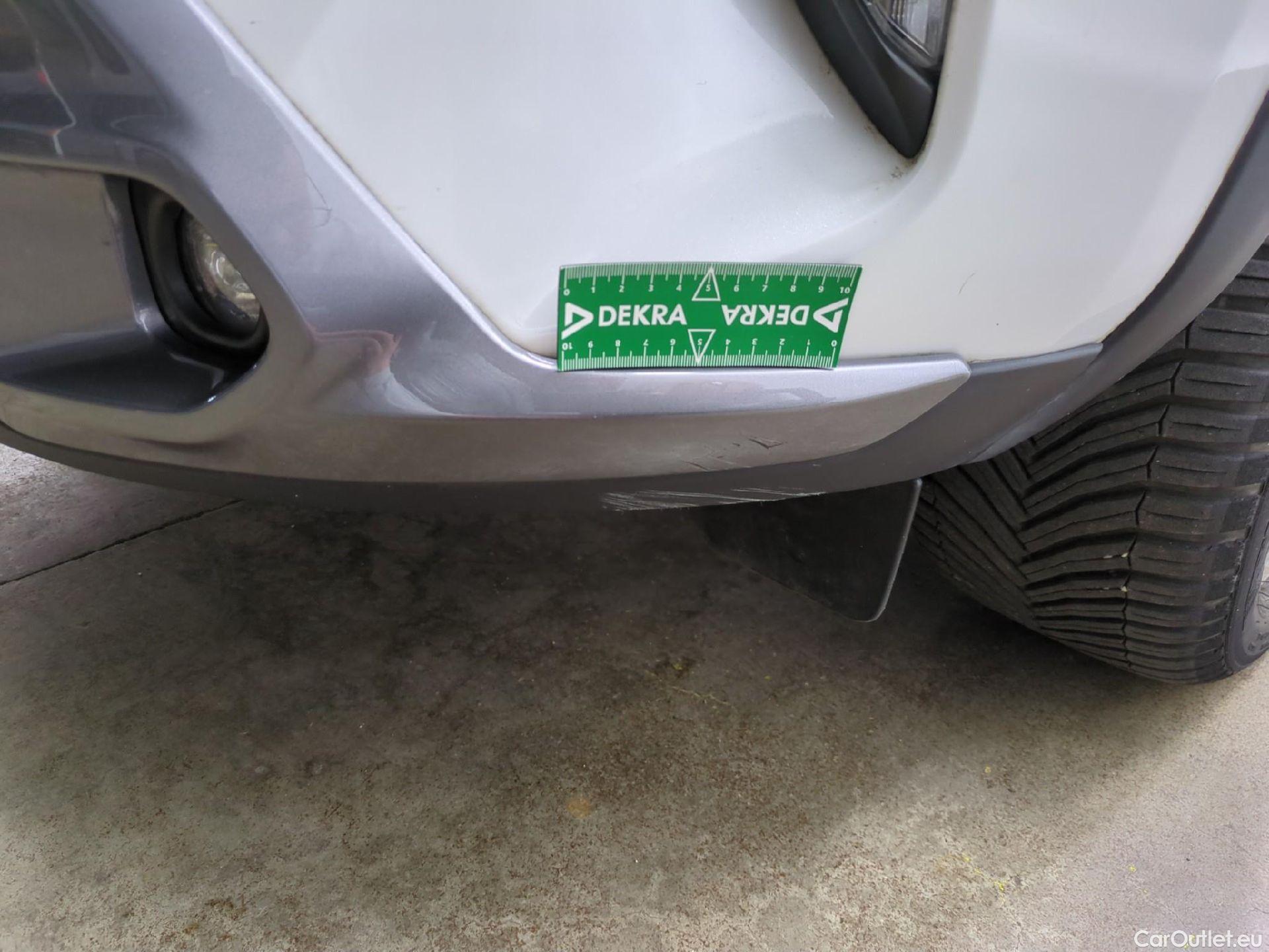  Toyota  Yaris Cross TOYOTA  Hybride / 2021 / 5P / SUV 1.5 HYBRID 116H TRAIL AUTO #23