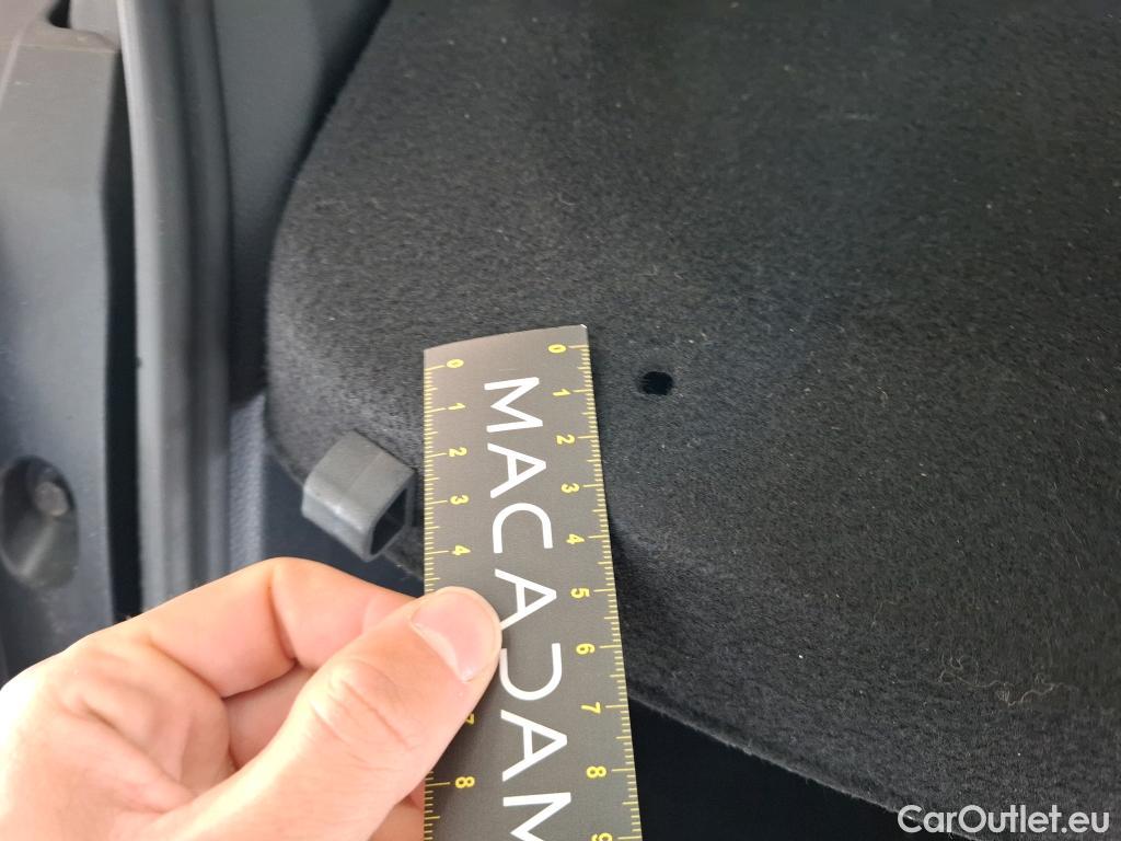  Toyota  Yaris TOYOTA  Hybride / 2019 / 5P / Berline Hybride 116h France Business Stage Acad #16