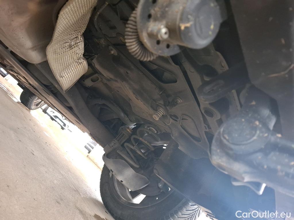  Peugeot  5008  GT 1.2 PureTech 130CV BVA8 7 Sieges E6d #3