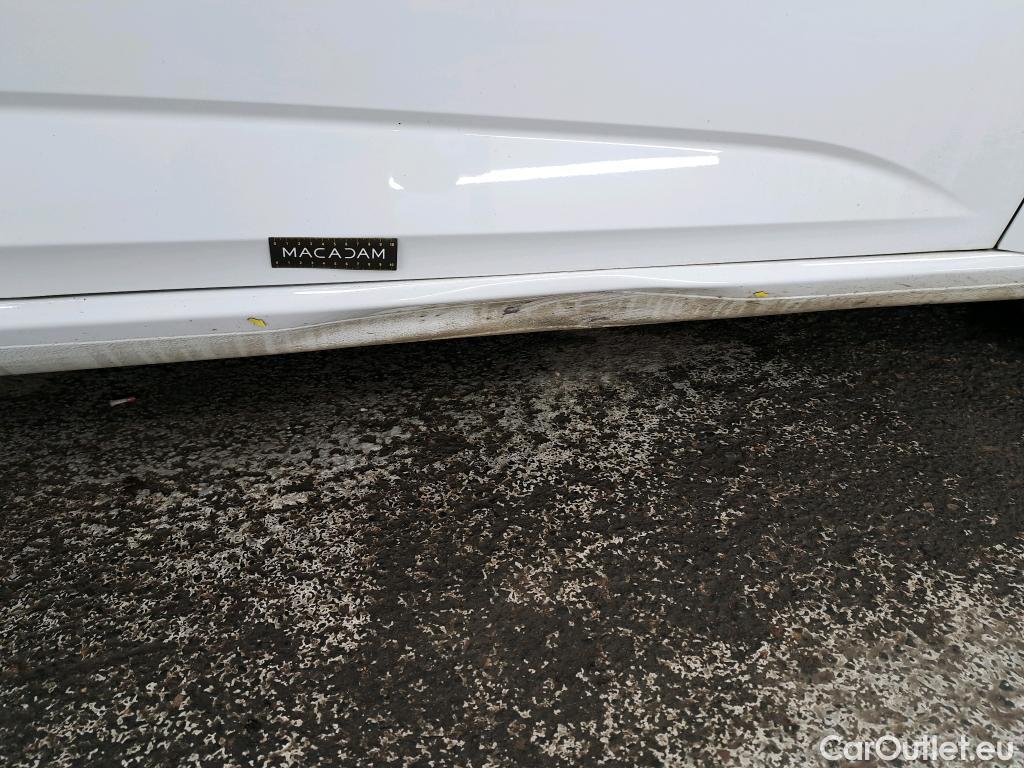  Renault  Megane  IV Berline 5pt. Société Air Nav 1.5 dCi 90CV BVM6 E6 #1