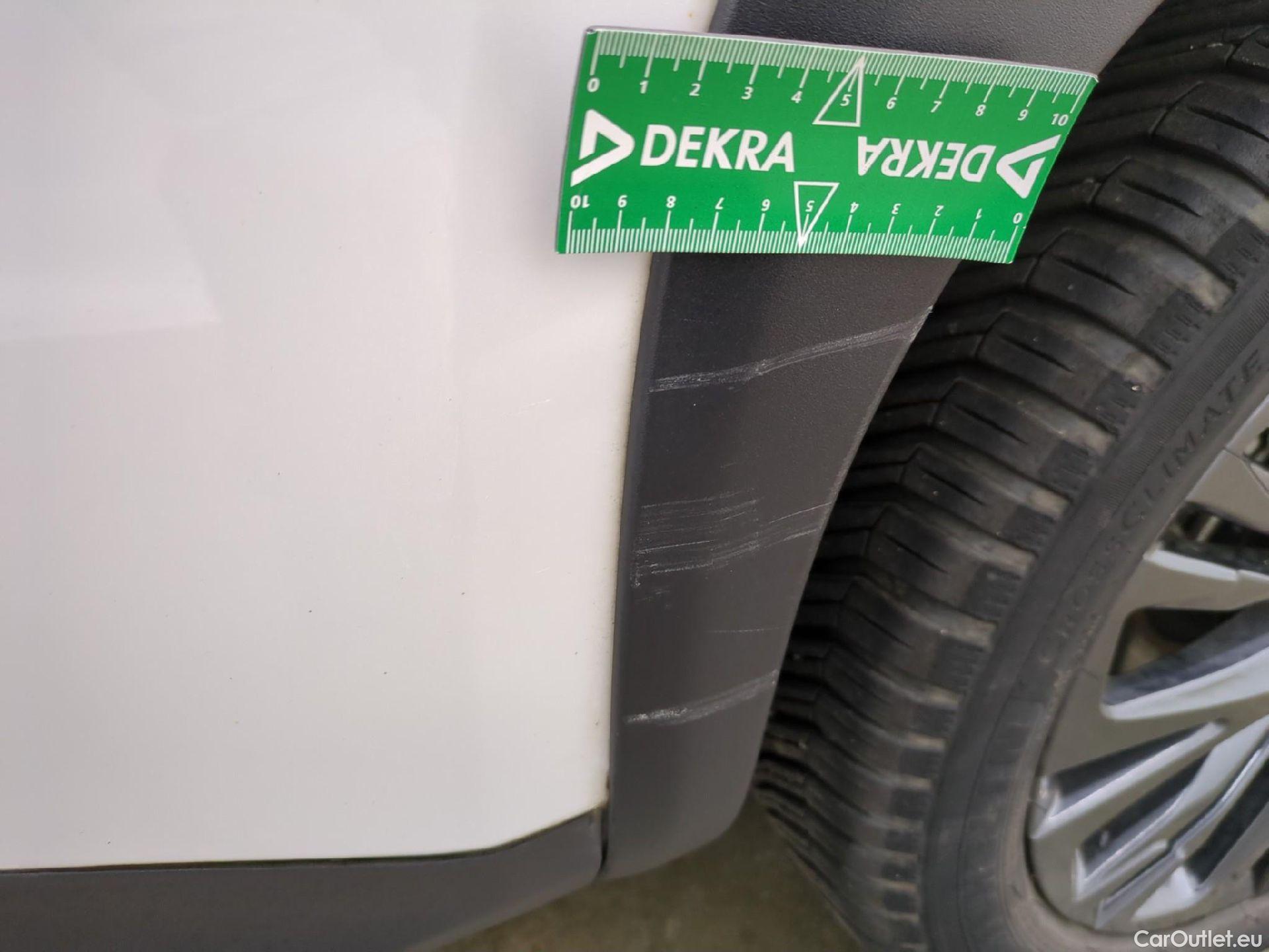  Toyota  Yaris Cross TOYOTA  Hybride / 2021 / 5P / SUV 1.5 HYBRID 116H TRAIL AUTO #27