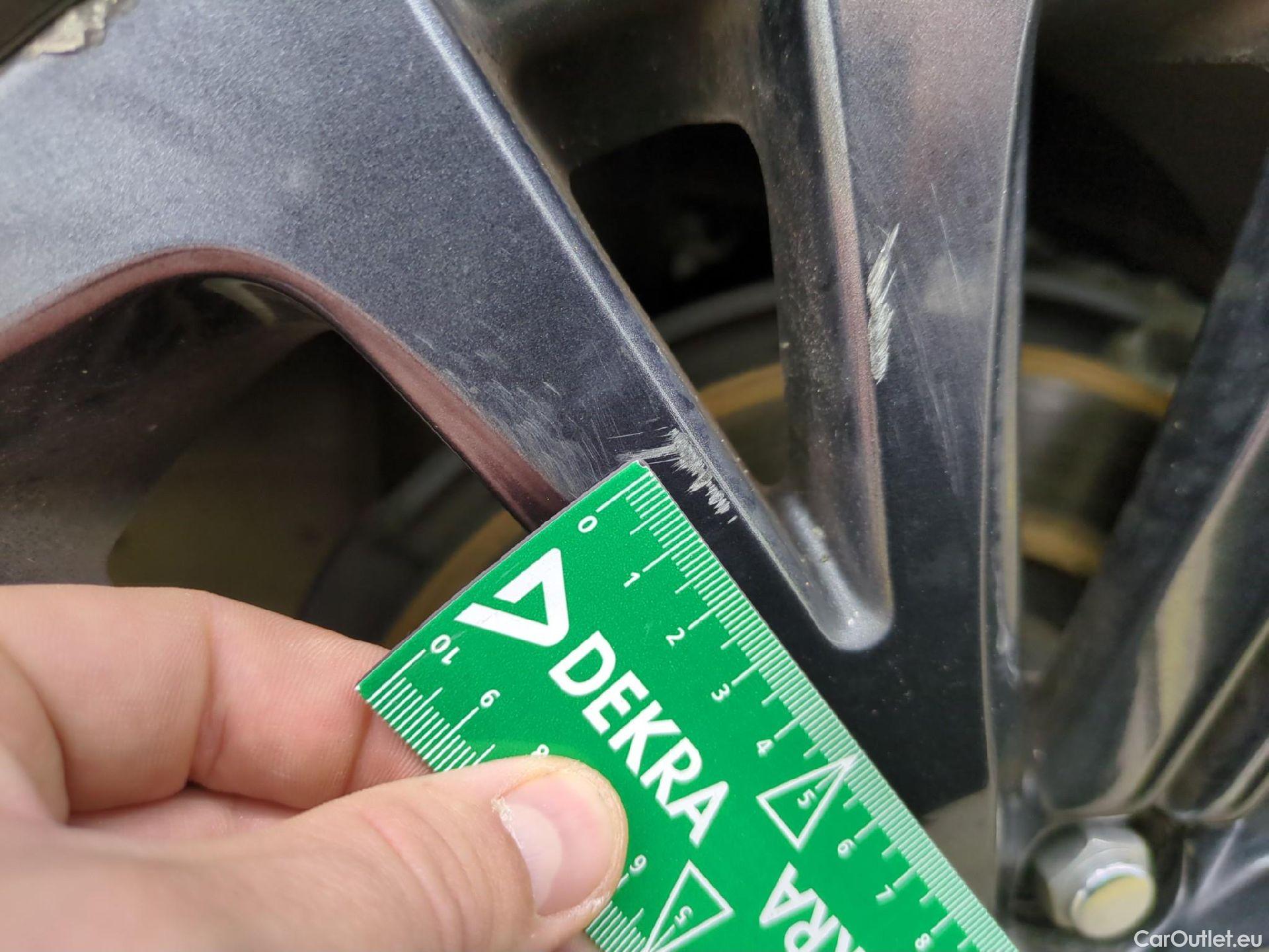  Toyota  Yaris Cross TOYOTA  Hybride / 2021 / 5P / SUV 1.5 HYBRID 116H TRAIL AUTO #13