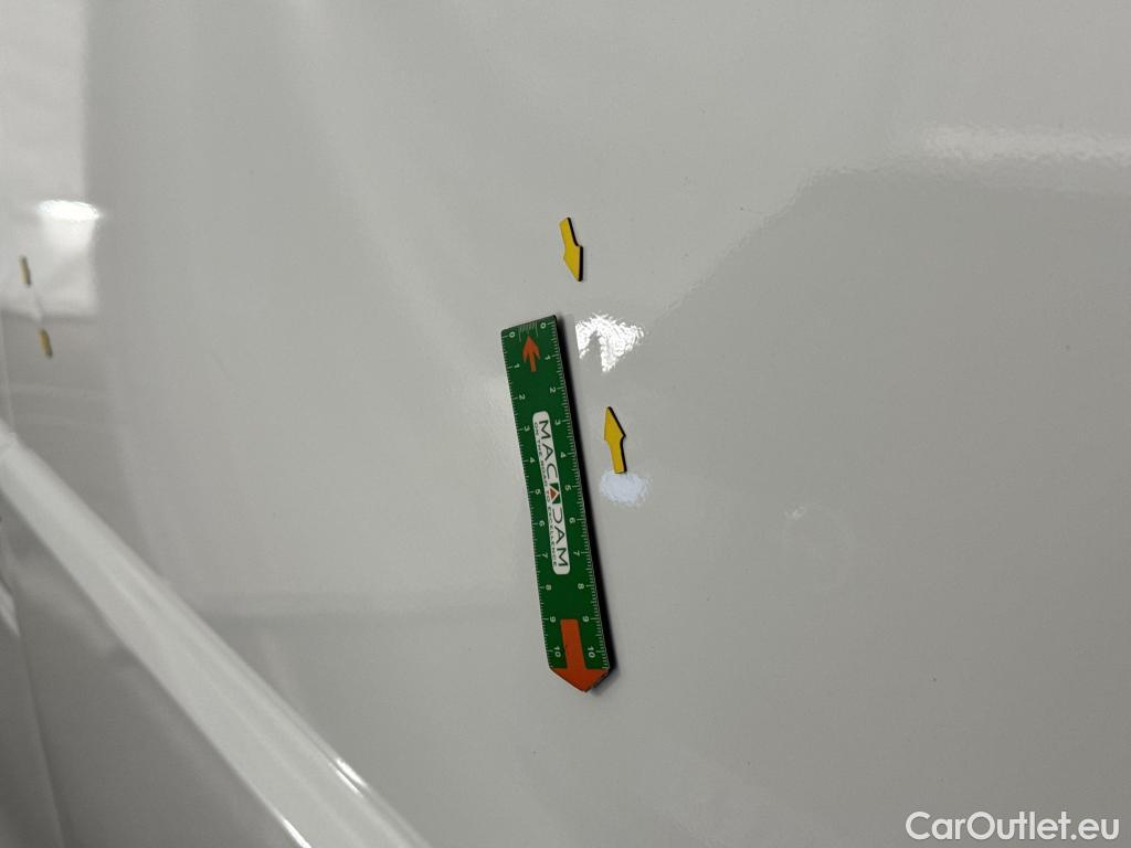  Renault  Trafic  III Fourgon L2H1 3T Grand Confort 2.0 dCi 130CV BVM6 E6d #13