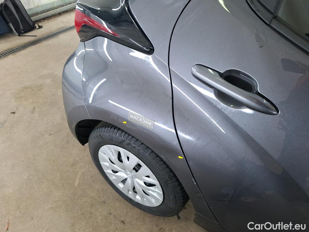  Toyota  Yaris TOYOTA  Hybride / 2019 / 5P / Berline Hybride 116h France Business Stage Acad #1