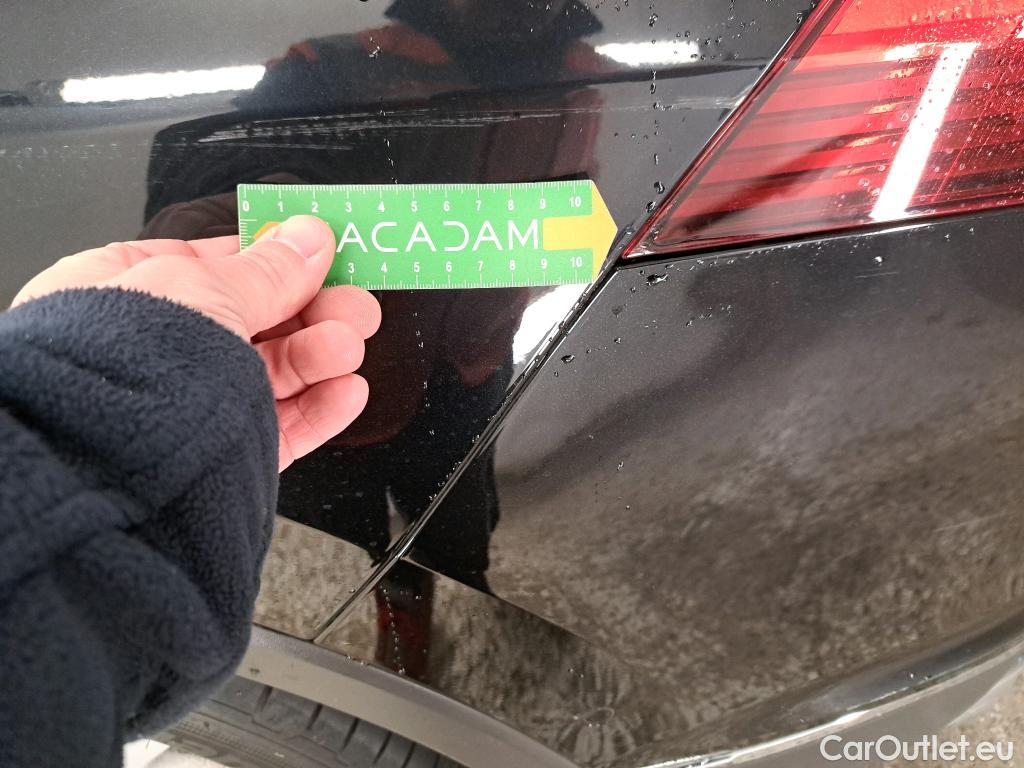  Volkswagen  Tiguan VOLKSWAGEN  / 2020 / 5P / SUV 2.0 TDI 150 DSG7 Elegance #4