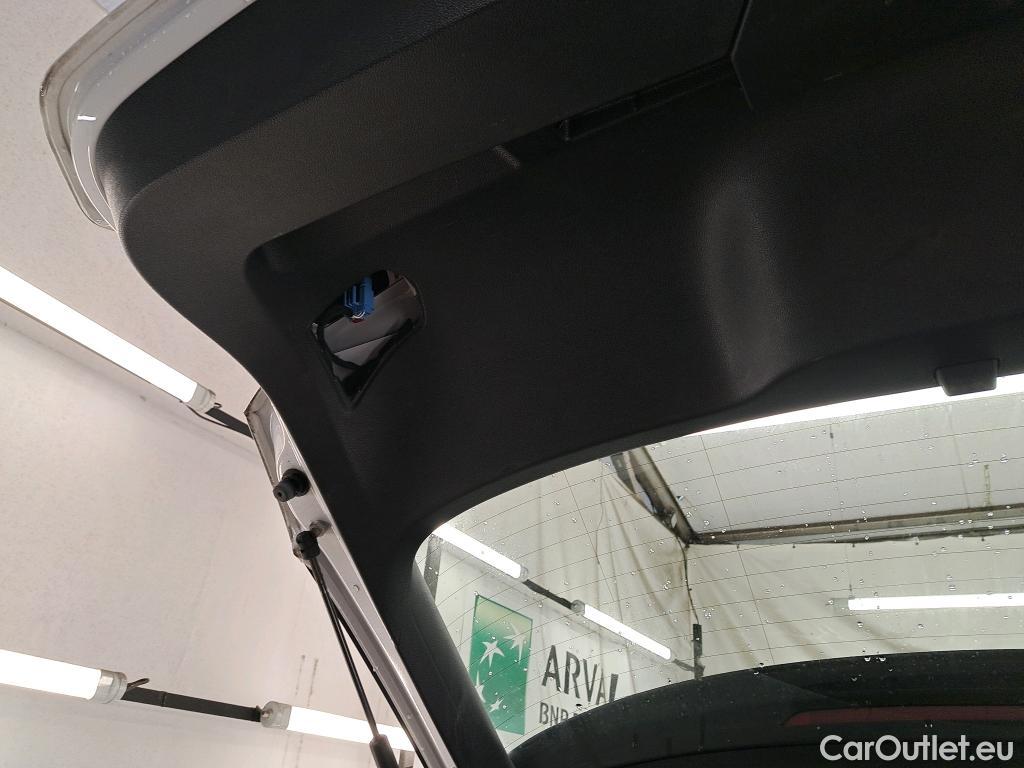  Volkswagen  T-ROC  Life Business 2.0 TDI 150CV BVA7 E6d #10