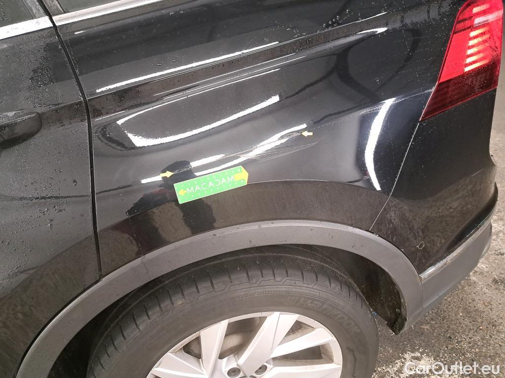  Volkswagen  Tiguan VOLKSWAGEN  / 2020 / 5P / SUV 2.0 TDI 150 DSG7 Elegance #3