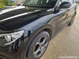  Alfa Romeo   STELVIO ALFA ROMEO / 2017 / 5P / SUV 2.2 TURBO DIESEL 190CV SPRINT AT8 Q4 #54