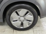 Hyundai  Konna Hyundai KONA Limited Electric 64 kWh 5d #16