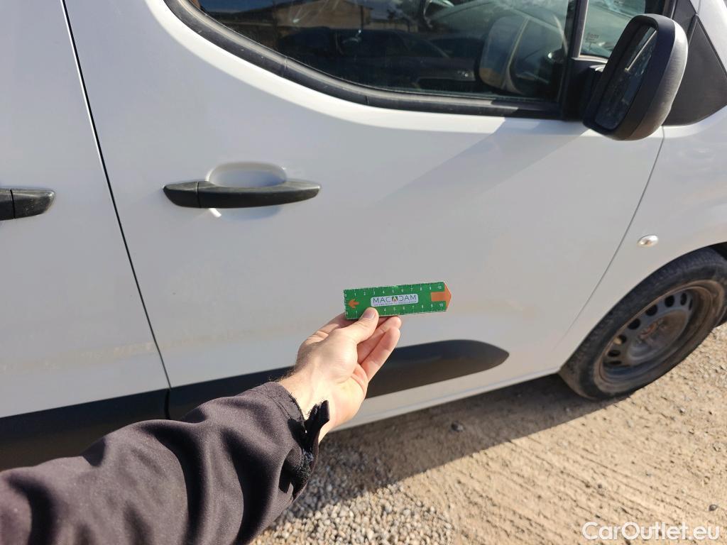  Opel  Combo OPEL  Life / 2018 / 5P / combi 1.5 TD 75kW (100CV) S/S Edition L (IND) #36