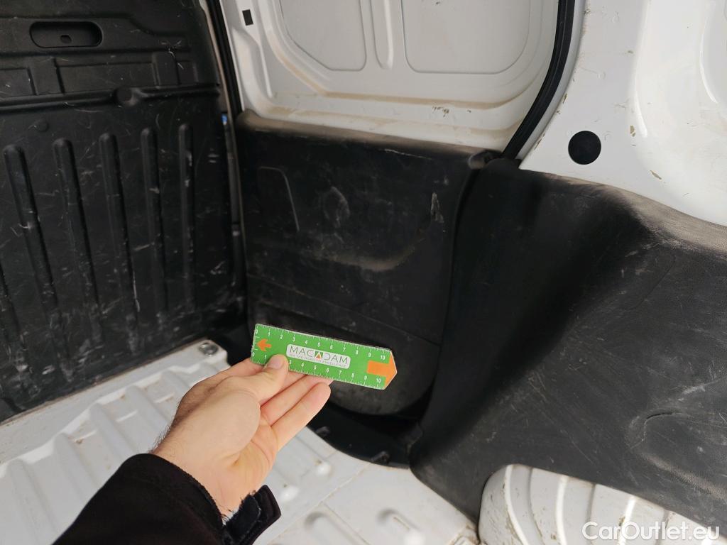  Peugeot  Partner PEUGEOT  / 2018 / 4P / furgón derivado de turismo Premium Standard 600kg BlueHDi 73kW (AC) #10