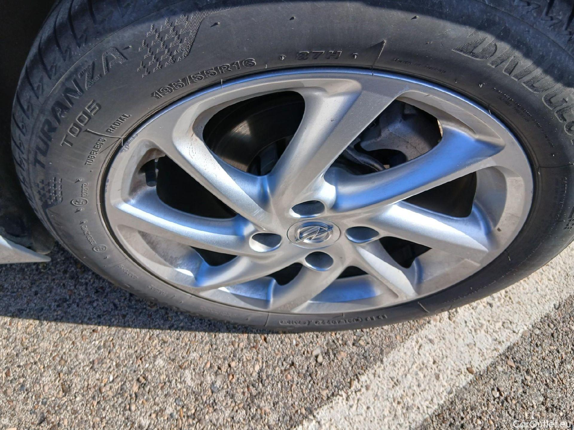  Opel  Corsa OPEL  / 2019 / 5P / berlina con portón 1.5D DT 74kW (100CV) GS-Line #25