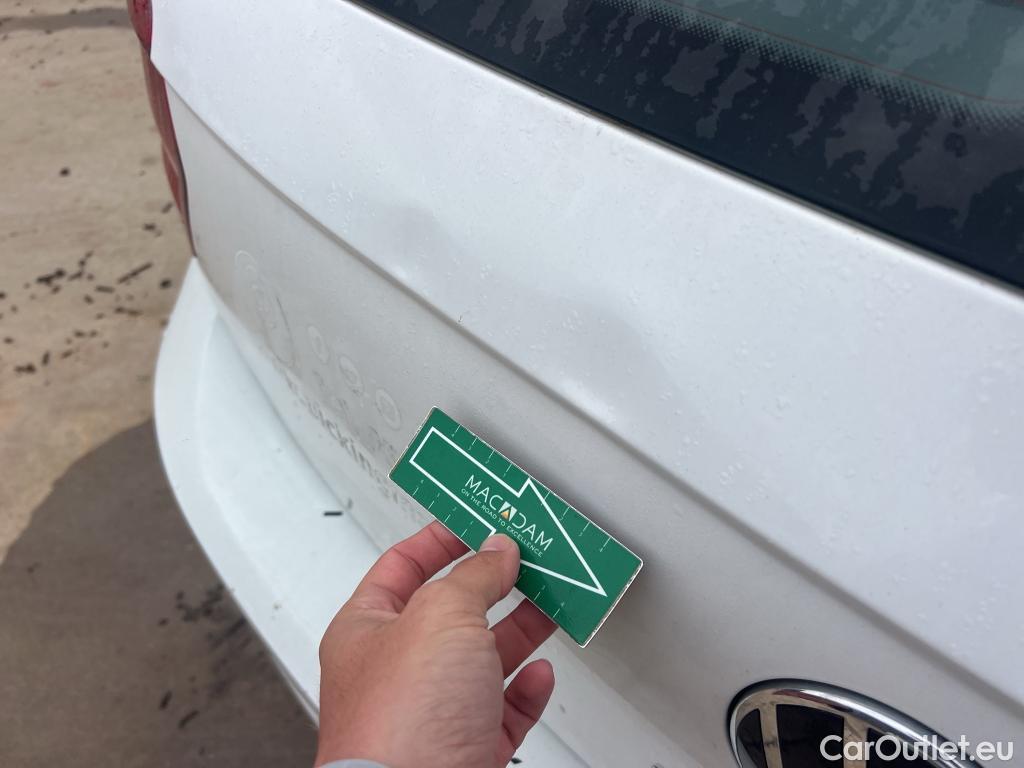  Volkswagen  Polo VOLKSWAGEN  / 2017 / 5P / berlina con portón Advance 1.0 TSI 70kW (95CV) #4