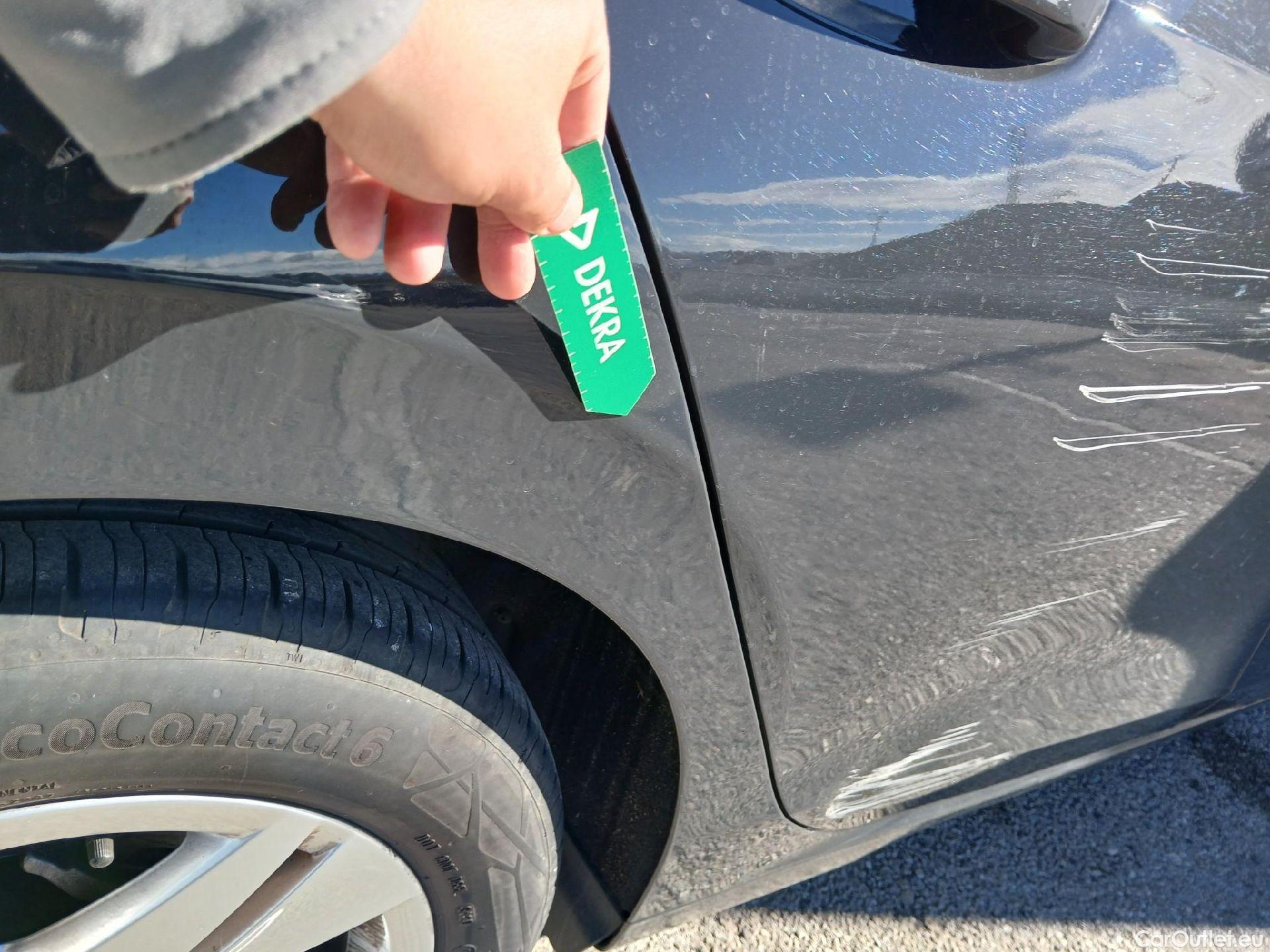  Volkswagen  Golf  VOLKSWAGEN / 2020 / 5P / berlina con portón Life 1.0 eTSI 81kW (110CV) DSG #13