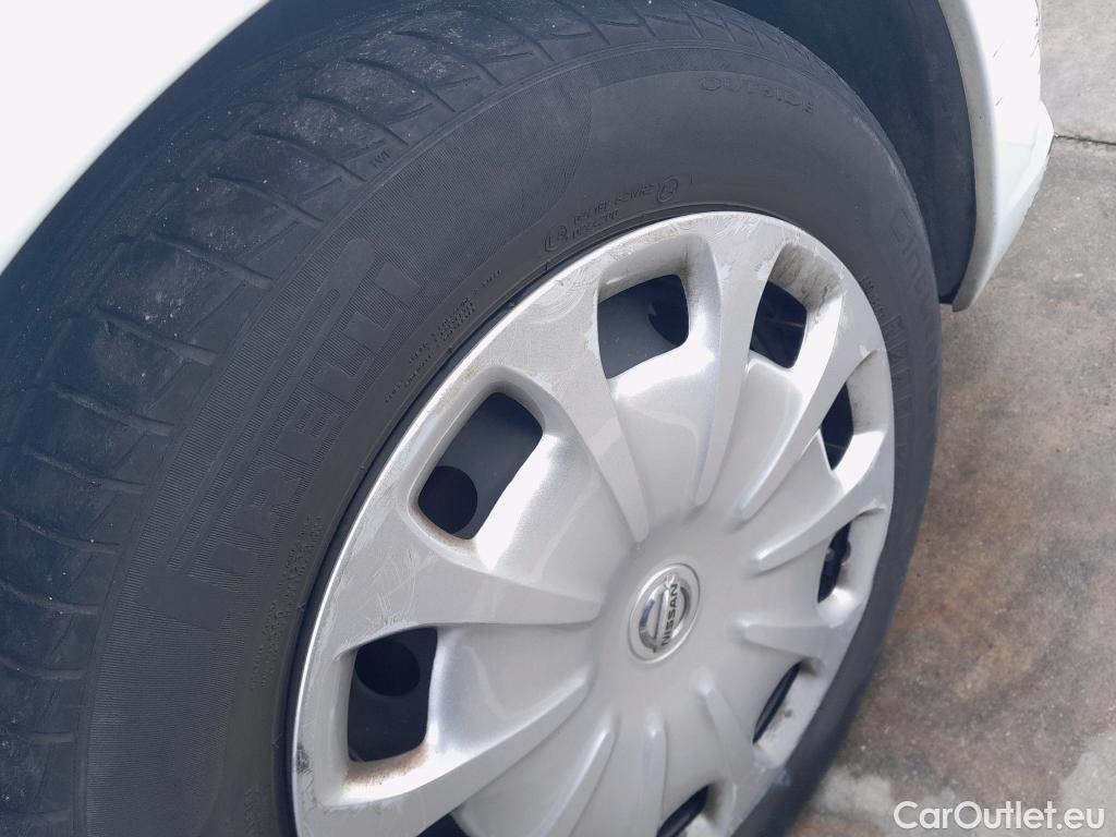  Nissan  Micra NISSAN  / 2017 / 5P / berlina con portón IG-T 74 kW (100 CV) E6D Visia+ #48