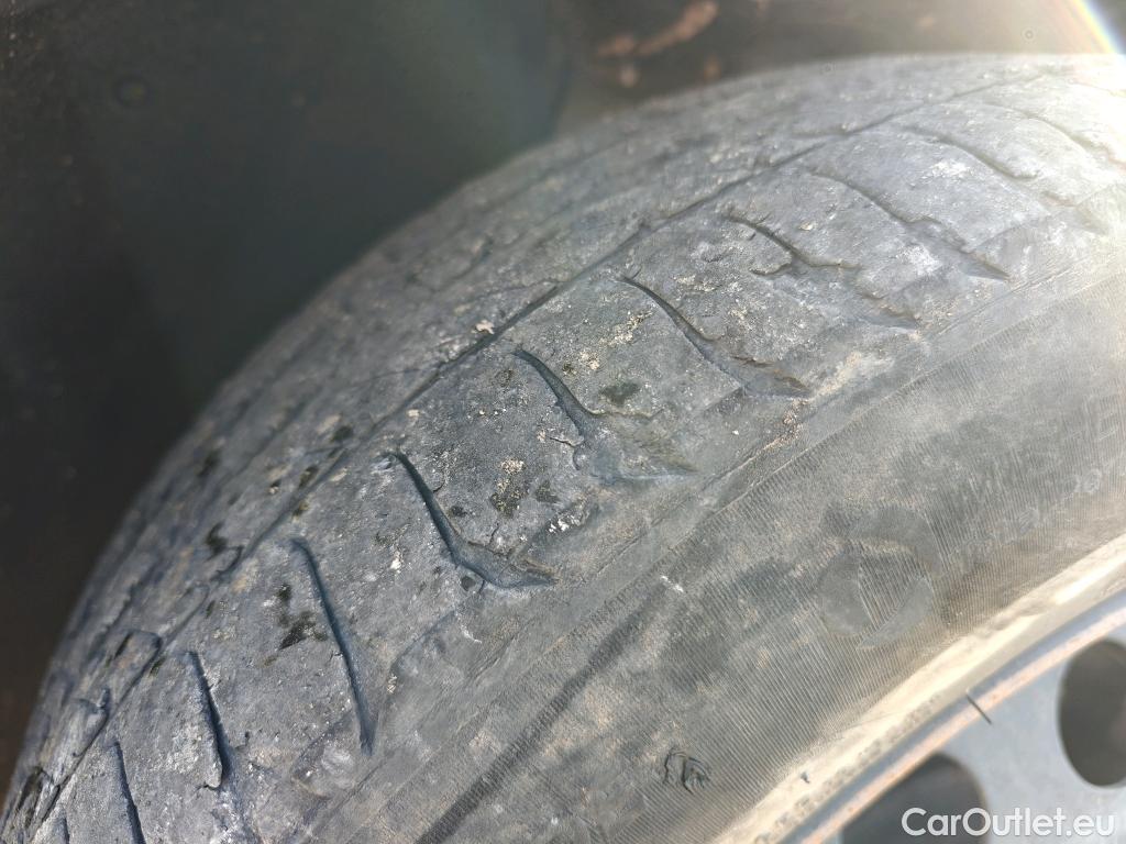  Opel  Combo OPEL  Life / 2018 / 5P / combi 1.5 TD 75kW (100CV) S/S Edition L (IND) #61