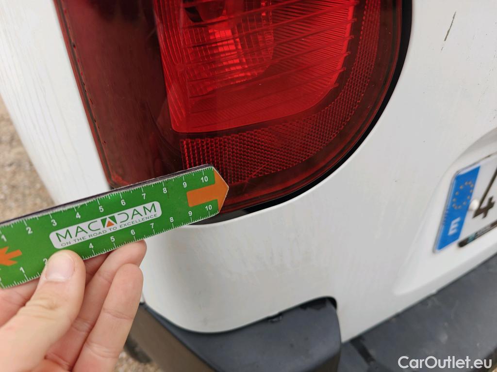  Peugeot  Partner PEUGEOT  / 2018 / 4P / furgón derivado de turismo Premium Standard 600kg BlueHDi 73kW (AC) #22