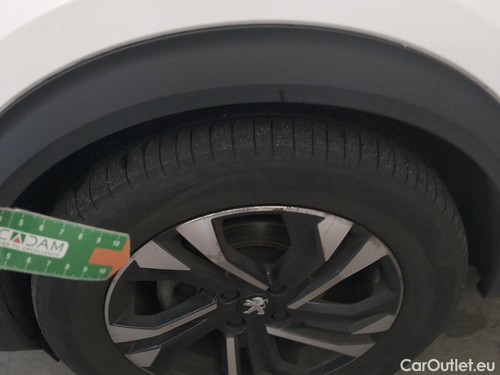  Peugeot  2008 PEUGEOT  / 2019 / 5P / todoterreno Allure Pack BlueHDI 81kW (110CV) (AC) #2