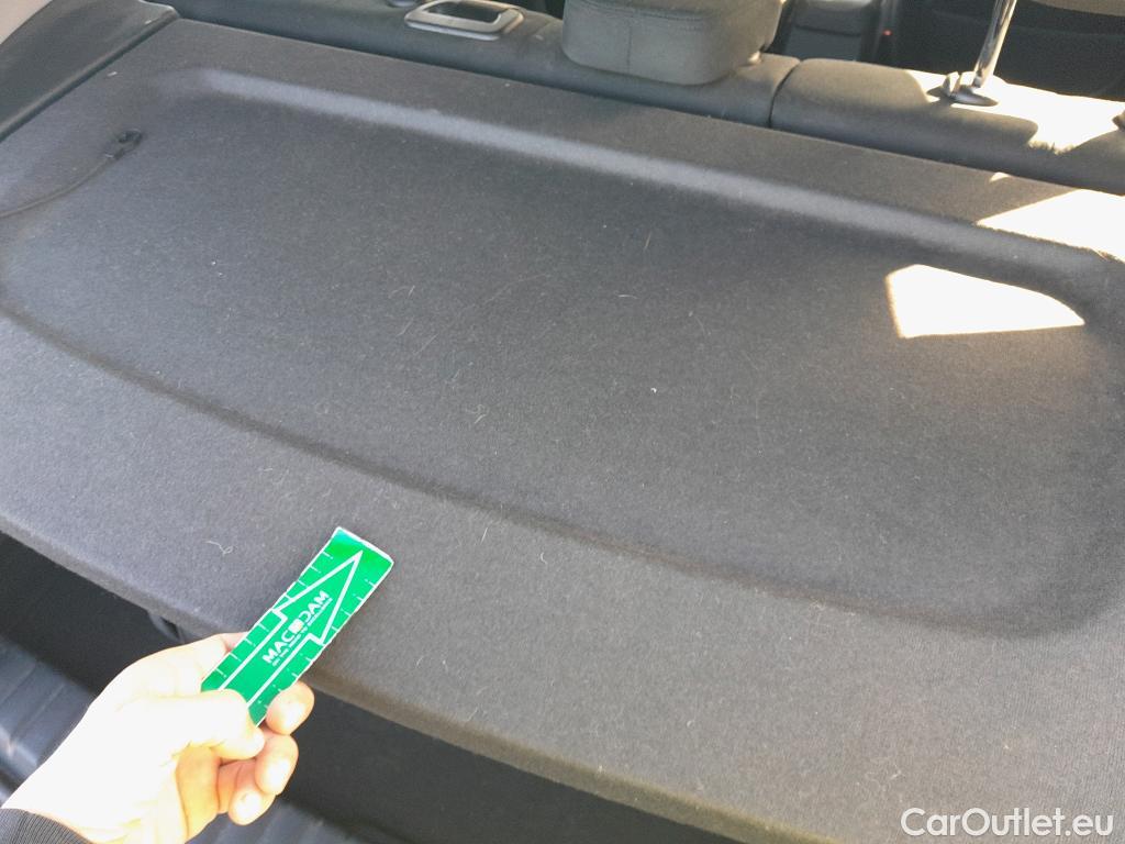  Bmw  Serie 1 BMW  / 2019 / 5P / berlina con portón 116d #3