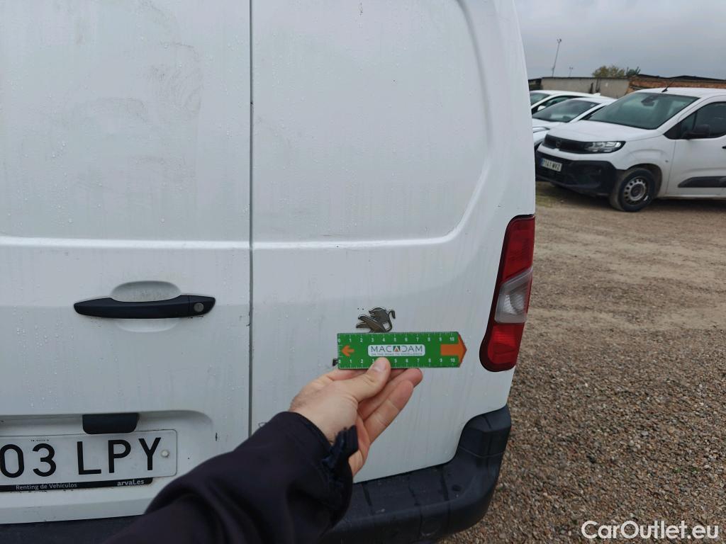  Peugeot  Partner PEUGEOT  / 2018 / 4P / furgón derivado de turismo Premium Standard 600kg BlueHDi 73kW (AC) #33