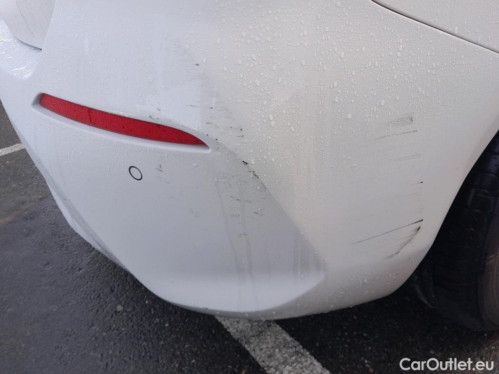  Bmw  Serie 1 BMW  / 2019 / 5P / berlina con portón 116d #10