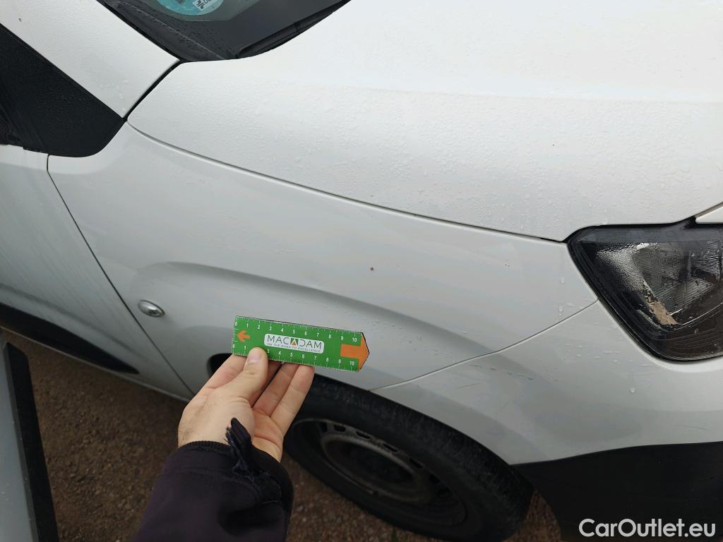  Peugeot  Partner PEUGEOT  / 2018 / 4P / furgón derivado de turismo Premium Standard 600kg BlueHDi 73kW (AC) #82