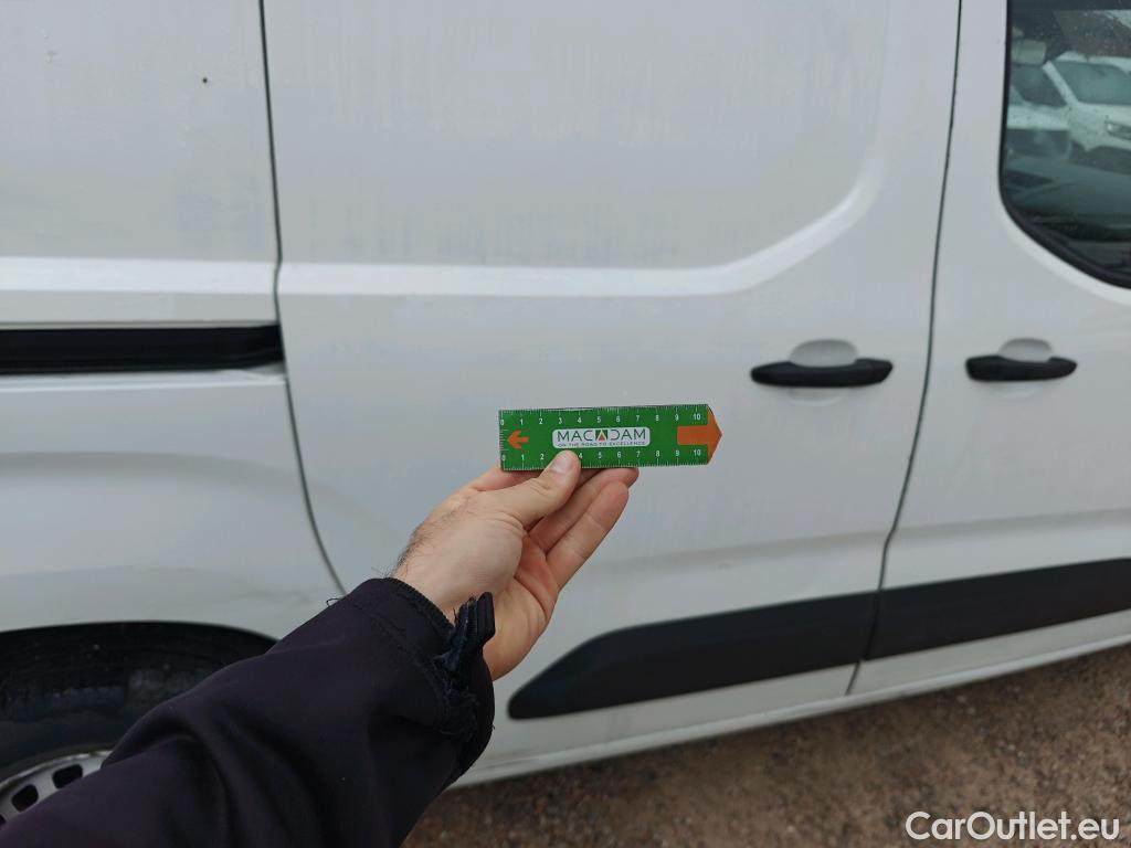  Peugeot  Partner PEUGEOT  / 2018 / 4P / furgón derivado de turismo Premium Standard 600kg BlueHDi 73kW (AC) #19