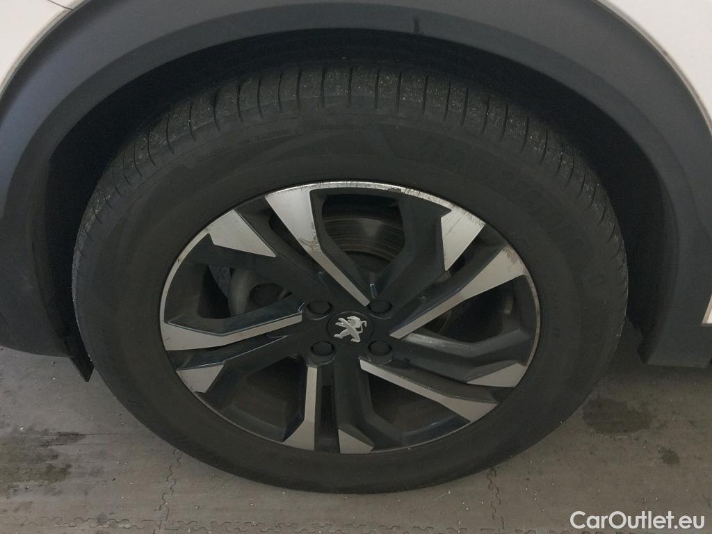  Peugeot  2008 PEUGEOT  / 2019 / 5P / todoterreno Allure Pack BlueHDI 81kW (110CV) (AC) #1