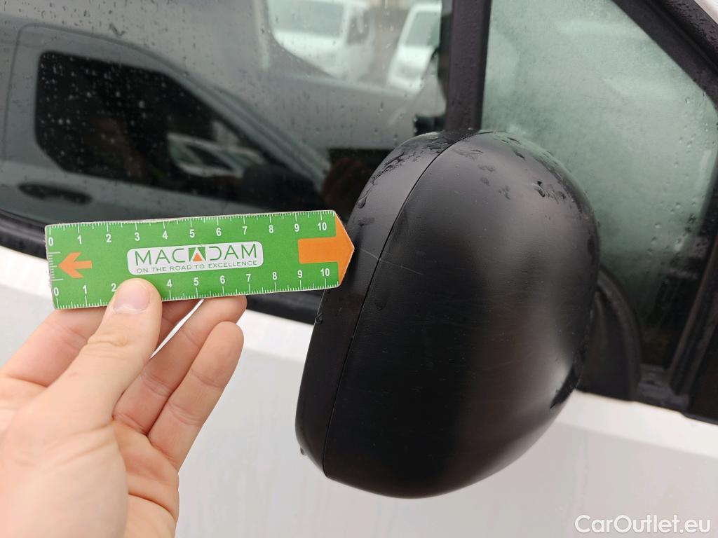  Peugeot  Partner PEUGEOT  / 2018 / 4P / furgón derivado de turismo Premium Standard 600kg BlueHDi 73kW (AC) #74