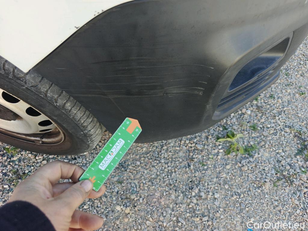  Citroen  Berlingo CITROEN  / 2018 / 4P / combi Talla M BlueHDi 100 S&S LIVE (AC) #18