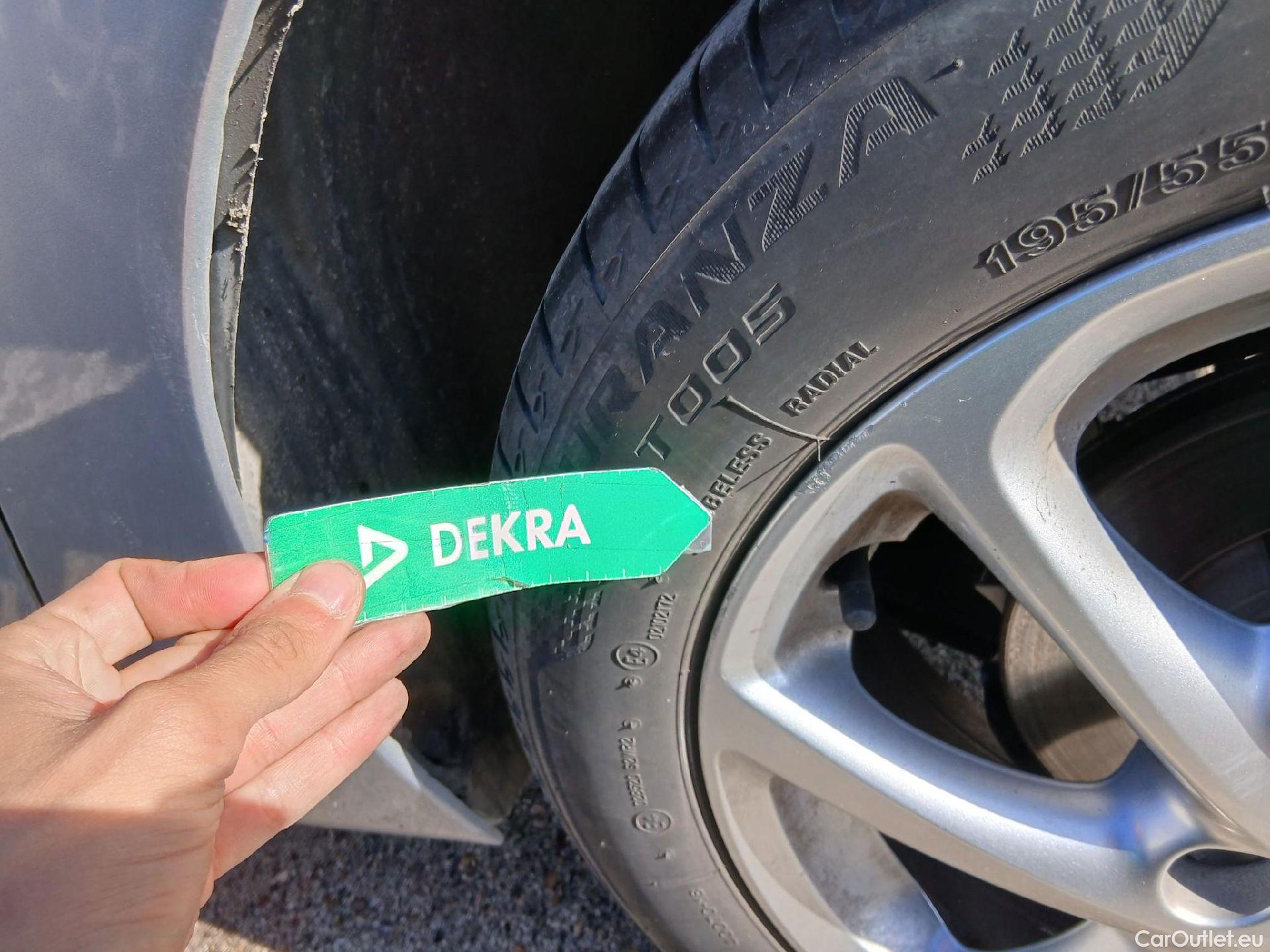  Opel  Corsa OPEL  / 2019 / 5P / berlina con portón 1.5D DT 74kW (100CV) GS-Line #24