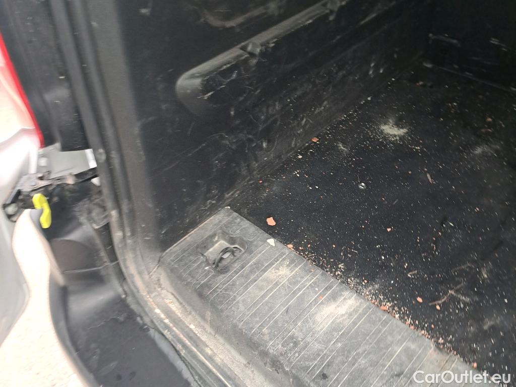  Peugeot  Partner PEUGEOT Rifter / 2024 / 4P / combi Active Business Standard BlueHDi 100 (AC) #1