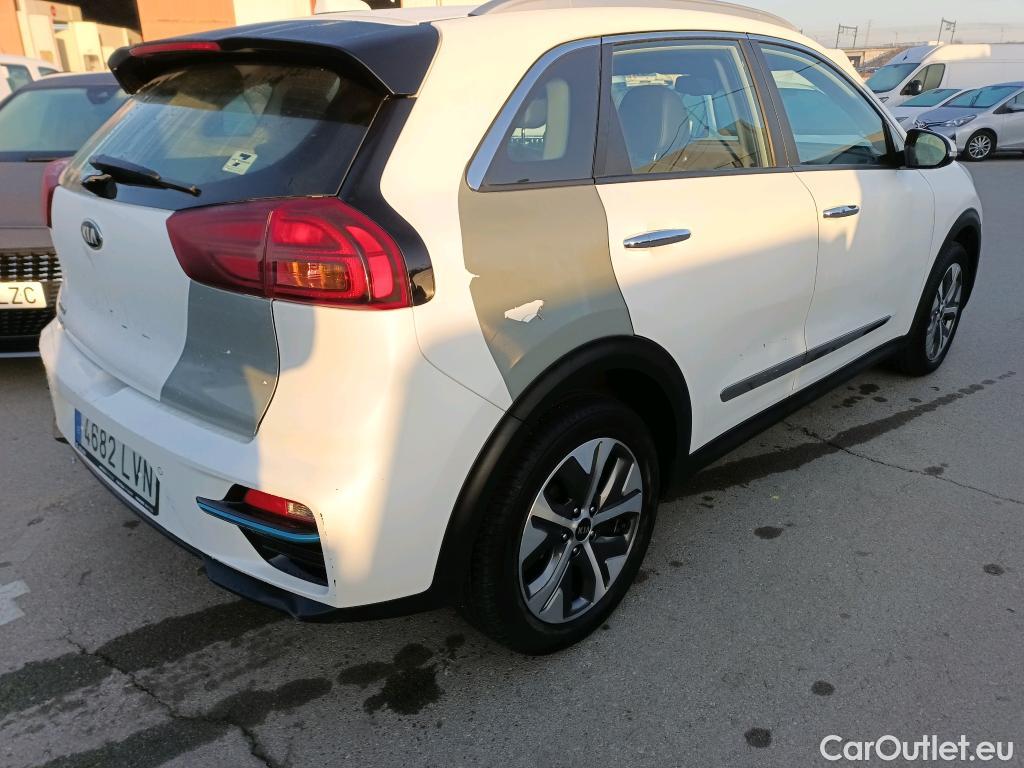  KIA  Niro KIA e- / 2016 / 5P / crossover e- 150kW (204CV) Drive (Long Range) #10