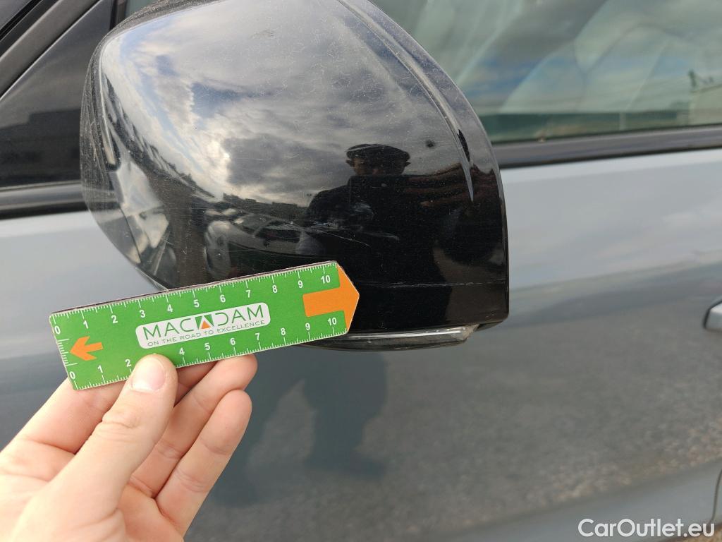  Volvo  XC 40 VOLVO XC40 / 2017 / 5P / todoterreno 2.0 D4 AWD R-Design Auto #26